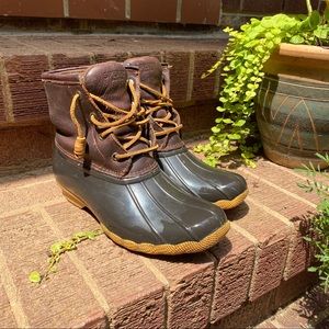Women’s Sperry Saltwater Leather Duck Boots